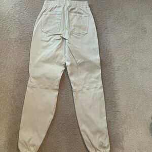 SPANX Women's Cream Cargo Pants
